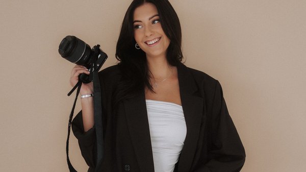 „Pidin põõsas peidus olema, kapuuts peas.“ Fotograaf Victoria-Raahel Võsu paljastab, mida ta täiusliku kaadri nimel teeb