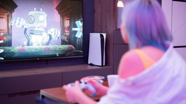 Kuidas PlayStation 5 suvilasse kaasa võtta nii, et konsool ise jääb linna?